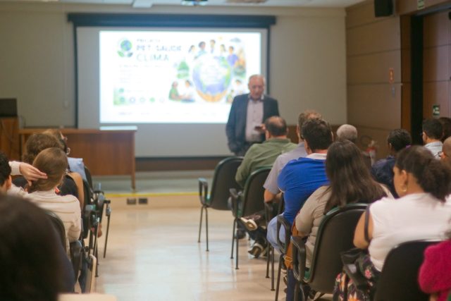 Projeto da USP prepara profissionais do SUS para impactos das mudanças climáticas