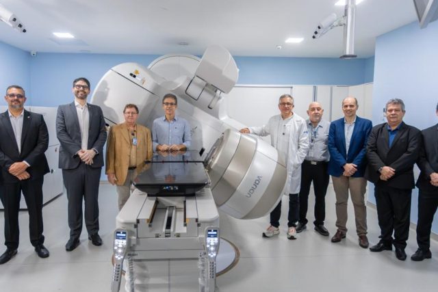 Santos ganha dois aceleradores lineares para ampliar a radioterapia de pacientes com câncer no SUS
