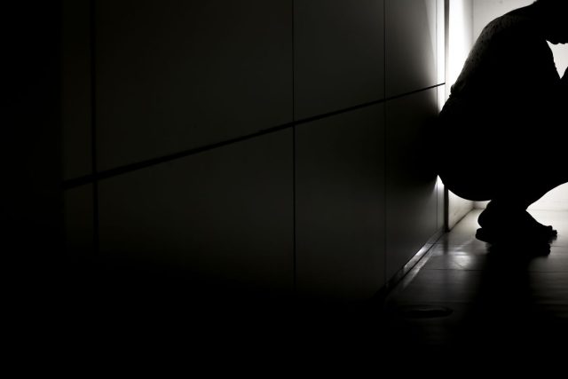 Afastamentos do trabalho por saúde mental superam 546 mil concessões no país